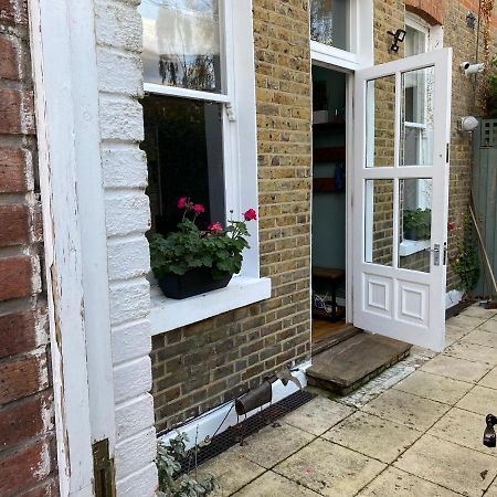 Richmond & Kew Gardens Cozy Garden Flat By The Pagoda Exterior foto